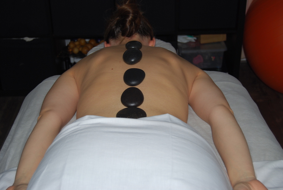 massage pierres chaudes